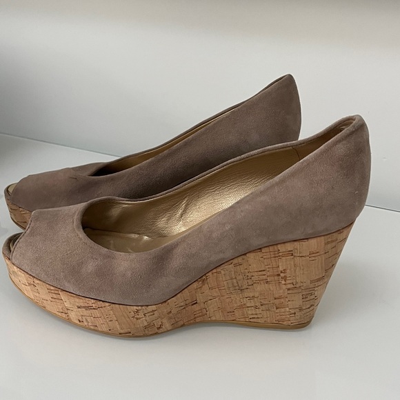 Stuart Weitzman Anna Peep Toe Suede Cork Wedge Heels in Beige Tan 8 - Picture 4 of 10